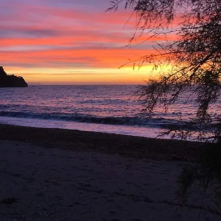 Szálloda Kolagji Himara